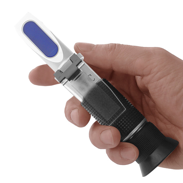 Рефрактометр для молока МЕГЕОН 72016 купить по низкой цене | МАКСПРОФИТ